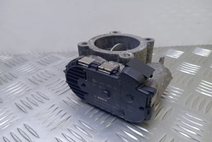 Clapeta acceleratie A6420900270 Mercedes-Benz Sprinter a 2-a generati