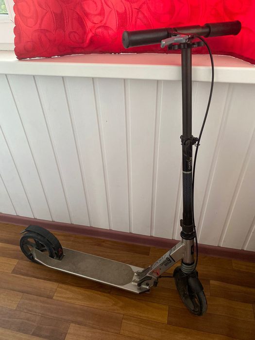 Продам самокат OXELO