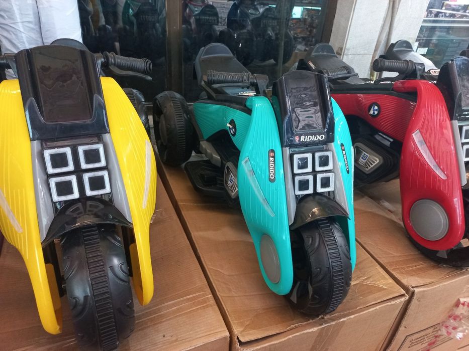 Скидки.Детский мотоцикл 3-4 ёшгача 30 кг Ridido His-et