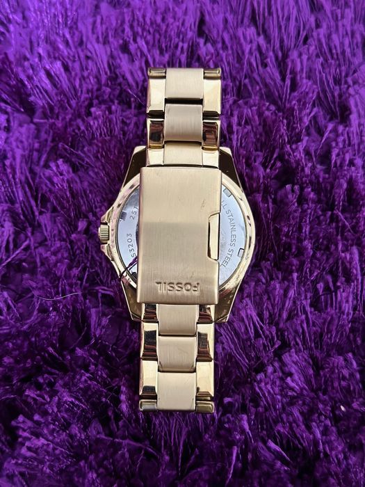 Ceas de damă Fossil Riley   auriu, elegant, cu cutie originală