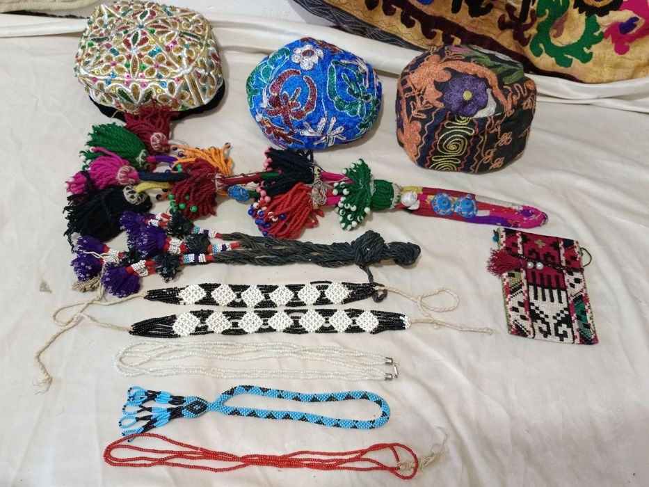 Antikvar buyumlar hammasi optim sotiladi