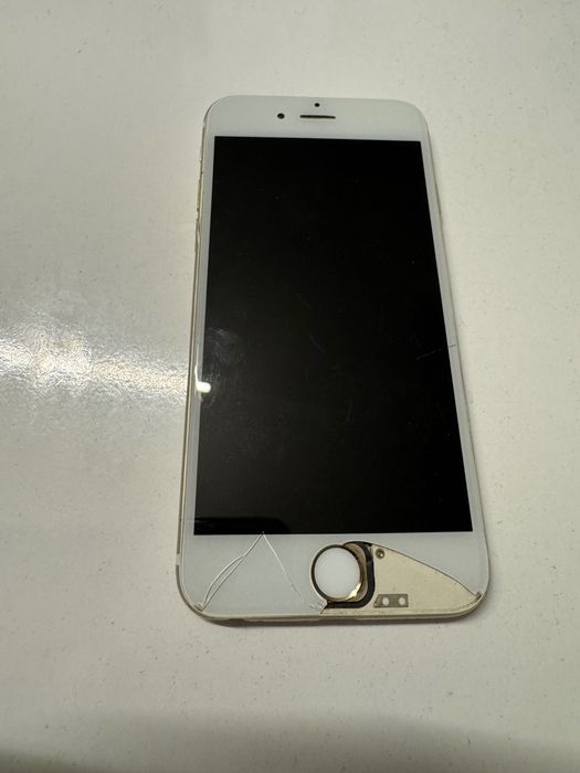 използвани iPhone за части.