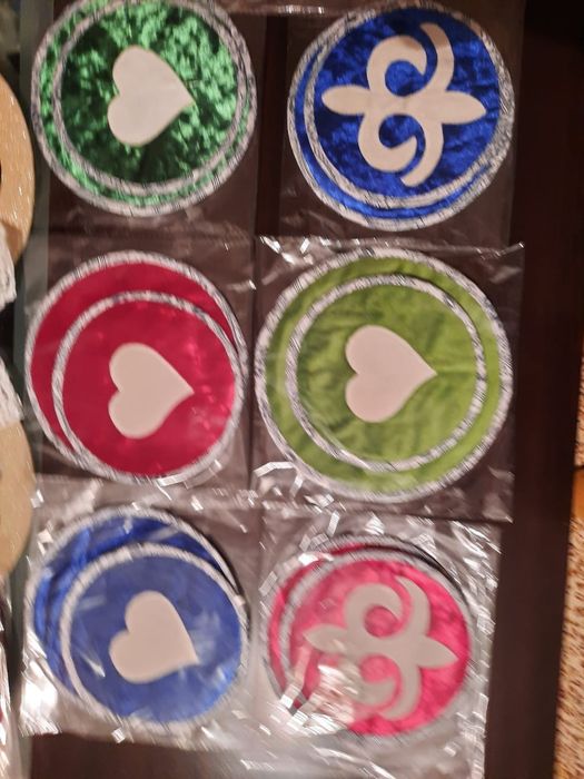 Шәй көрпе 6000т. Отырғышқа көрпе 2000 т