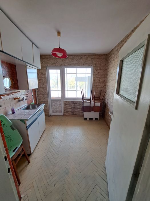 Продава се Двустаен апартамент в Шумен, Добруджански - 60 кв.м за 1445 €/кв.м - Снимка #2