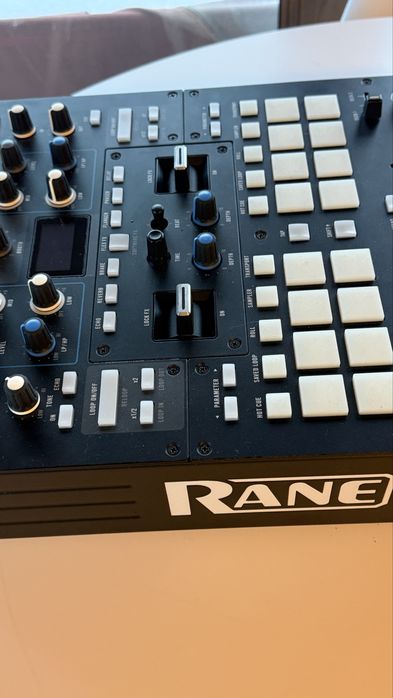 Mixer dj Rane Seventy 70 pioneer djm