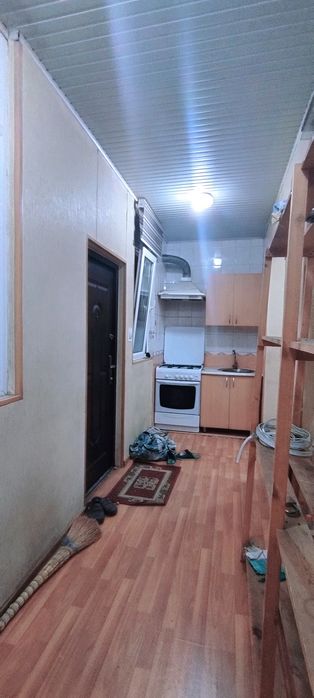 Юнусабад-11, 4/1/4, балкон 1,5х6