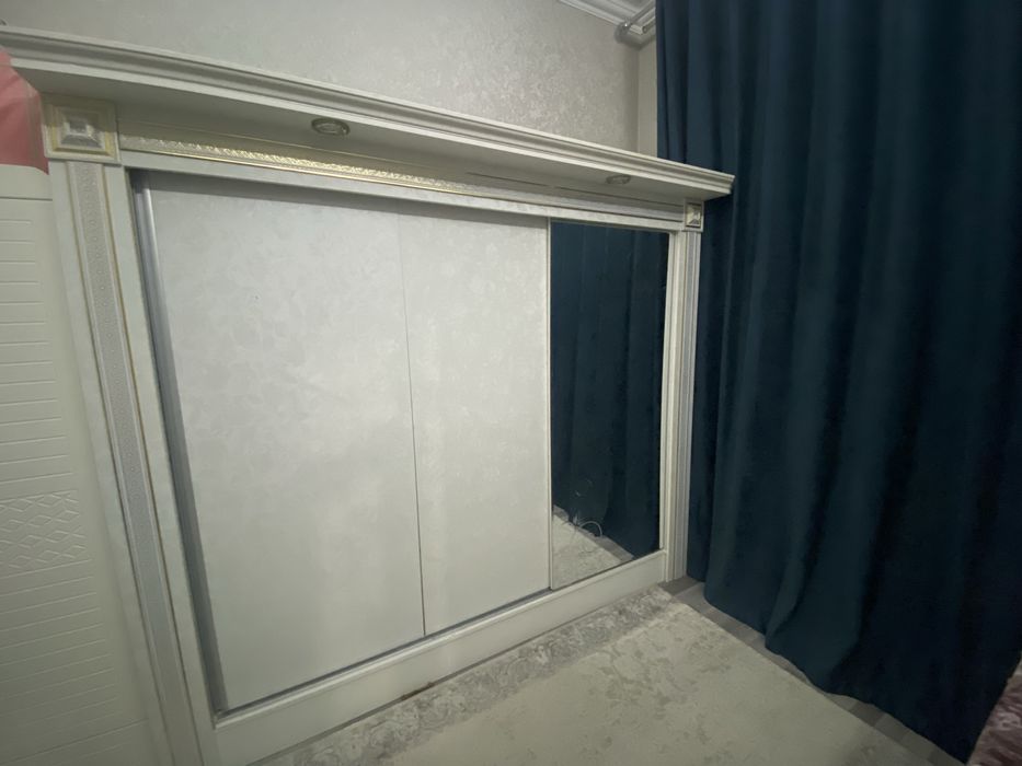 Шкаф+тумба+трюмо+диван комплект