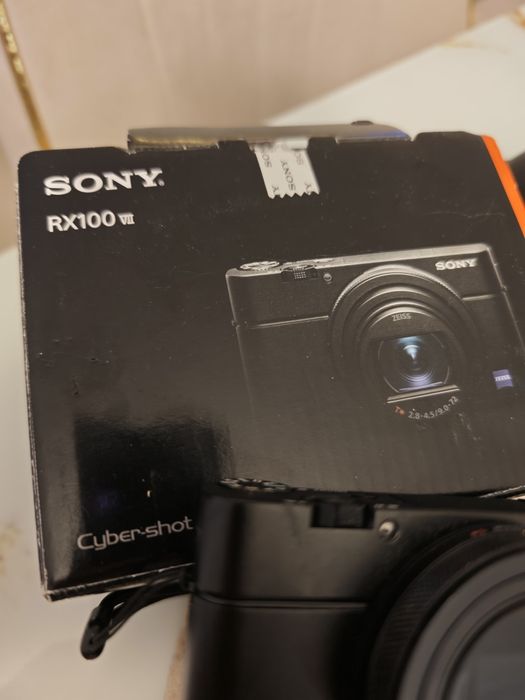 Фотоапарат Sony RX100VII Cyber shot