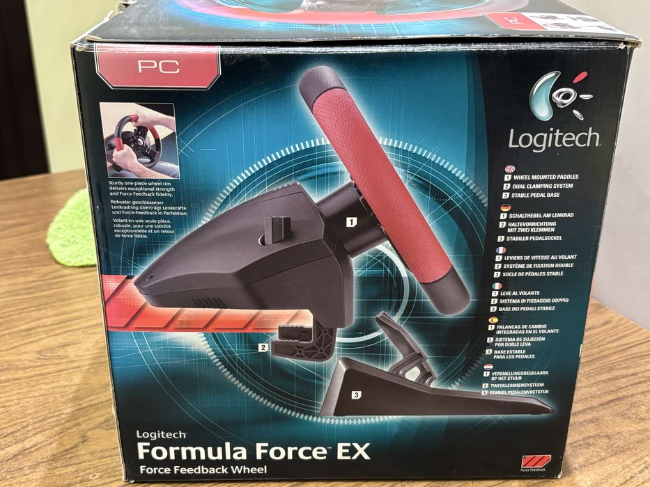 Logitech Formula Force EX – волан с педали, 2005 г.