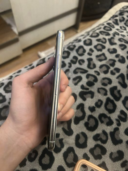 Обменяю айфон 11 Pro Max