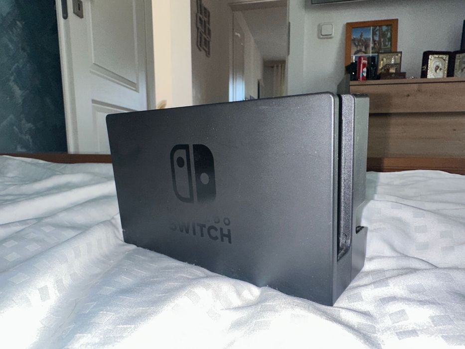 Consola nintendo swich cu set andocare Tv