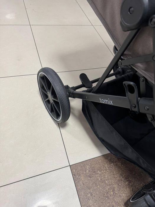 Детская коляка Tomix
