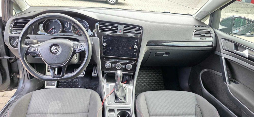 Volkswagen Golf 7 Sound 1.6 TDI DSG | 2017 | 186.993 km | 12.000 €