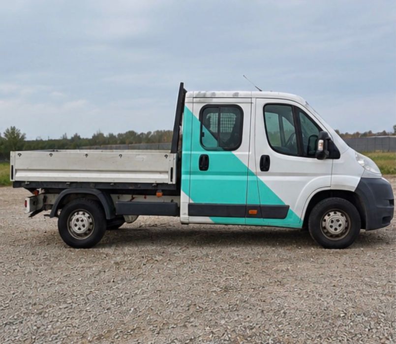 Peugeot Boxer 2.2 - 7 locuri