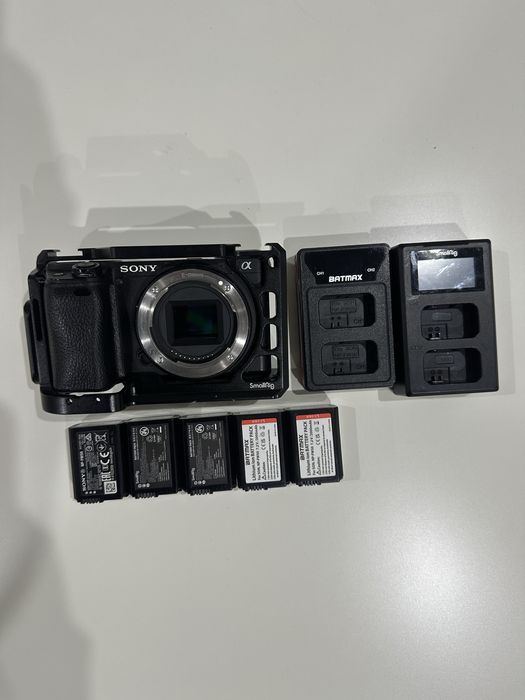 Vand Sony Body a6400 + Accesori