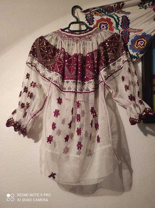 Ie traditionala olteneasca