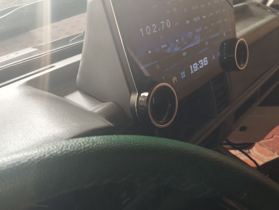 Damas manitor va kalonka Kenwood sotiladi