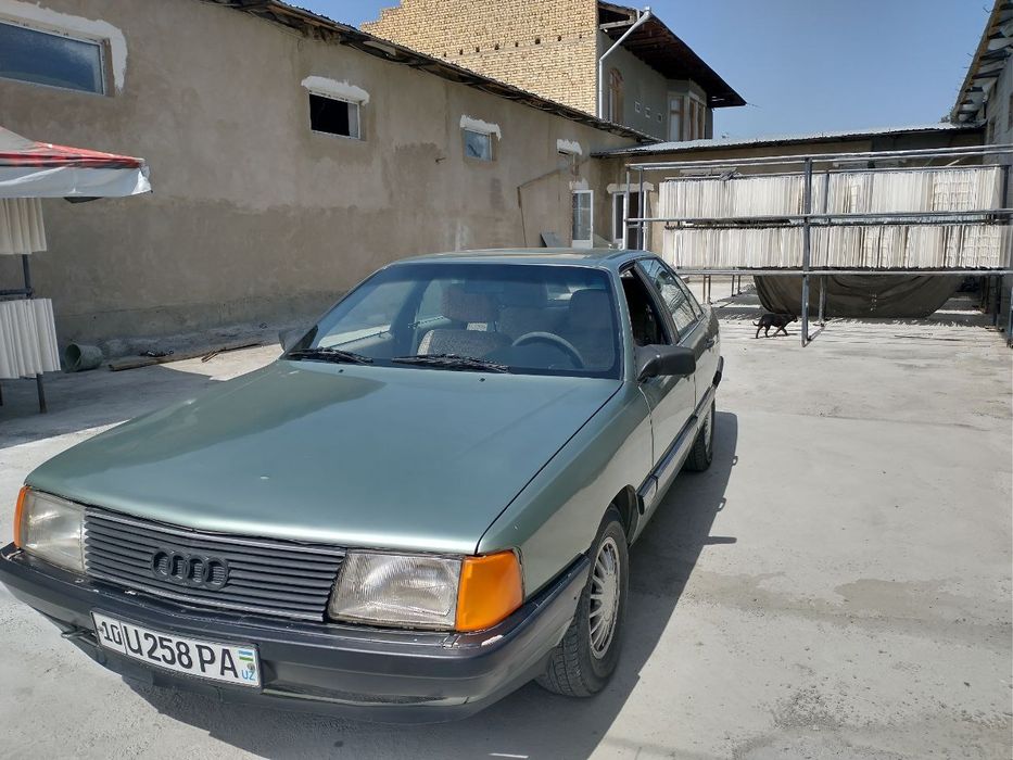 Продам Ауди 100 С3 не спеша