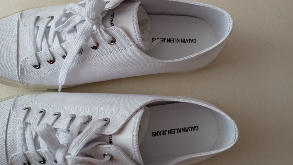 Calvin Clein,нови оригинални (гуменки,кецки)