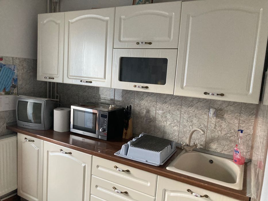 Închiriez apartament 2camere zona Mihai Bravu ,zona Lidl