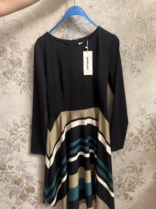 Платье новое с биркой