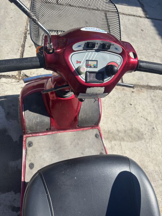 Vand carut electri  moped,  triciclu
