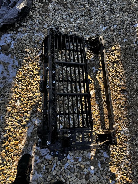 Tragher .hotă aer porsche cauyene 9.y.