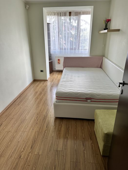 Apartament 3 camere, 2 bai, aproape de Podgoria