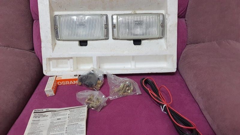 Set proiectoare ceata OEM Bosch Pilot 150 pentru mașini clasice vwgolf