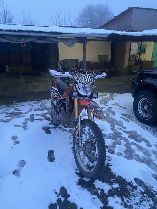 Мотоцикл, эндуро продам