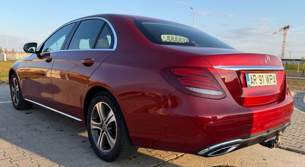 MERCEDES-BENZ E-Class 2018 — imagine 2