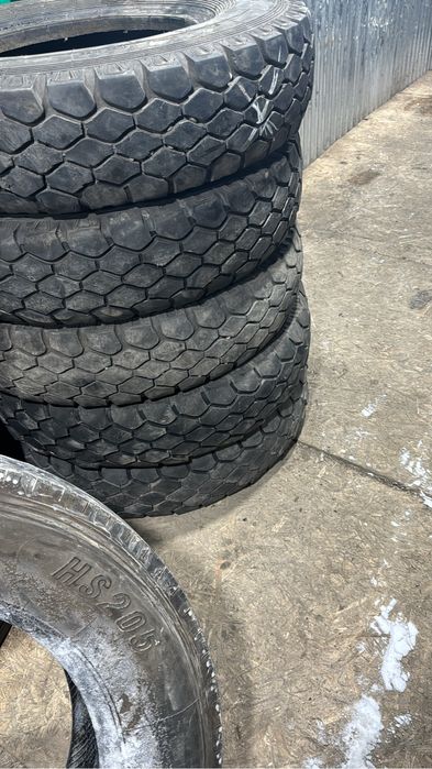 Продам б/у грузовые автошины