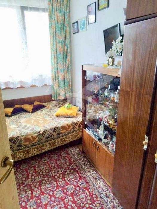 Продава се Етаж от къща в Карнобат - 91 кв.м за 854 €/кв.м - Снимка #1