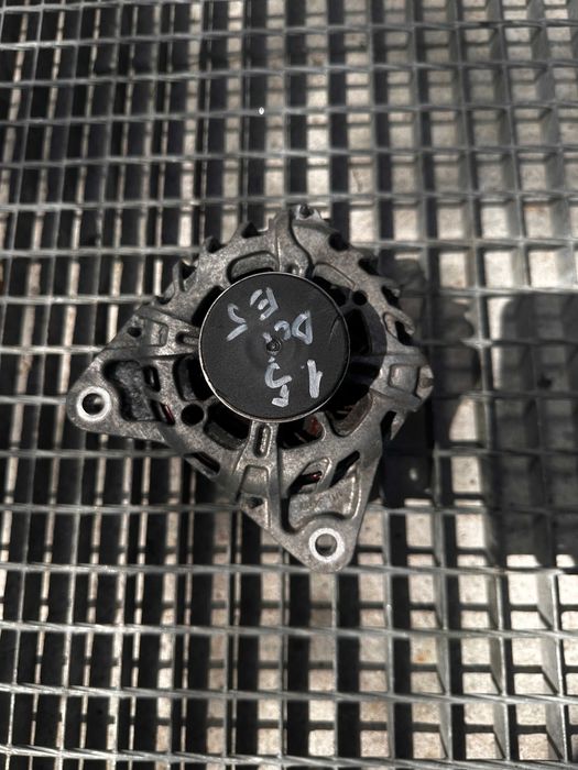 Alternator Renault Clio 4 1.5 DCI cod 231008918R an 2013 - 2017 Dacia Logan 2 Renault Megane 4