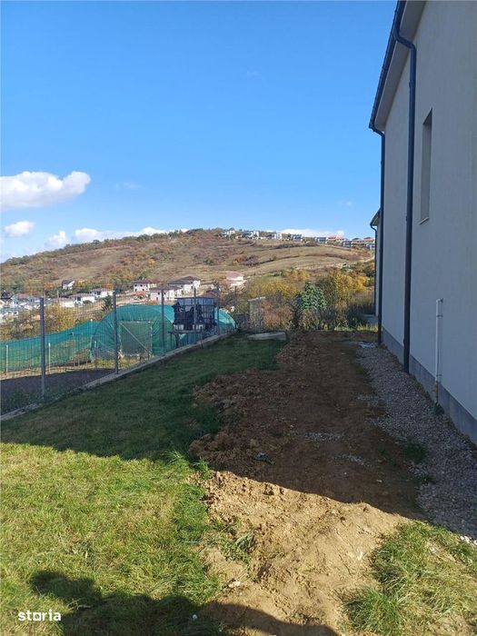 Casa individuala, 500mp, 4 camere, garaj subteran,priveliste panoramic