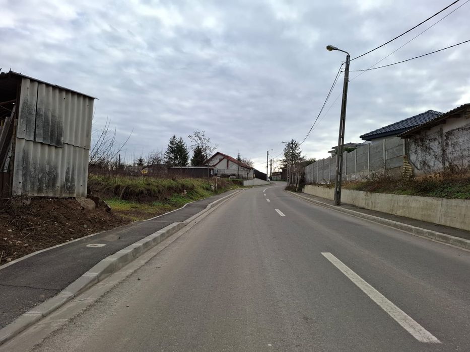 Teren Piersicilor Oradea, cu toate utilitățile