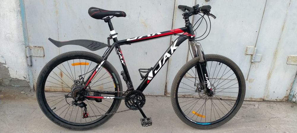 Хороший велосипед 26 колеса.