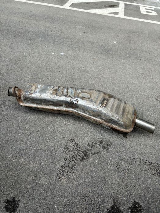 Гърне за е34 м50б20 оригинално