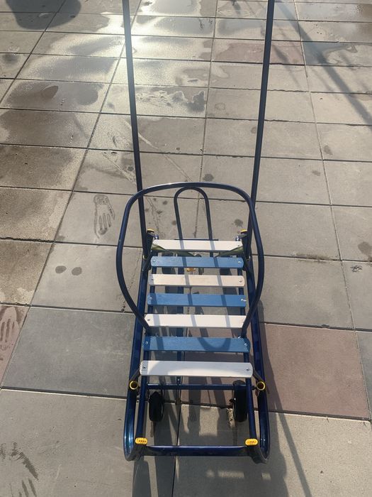 Продам детские Санки с колесами