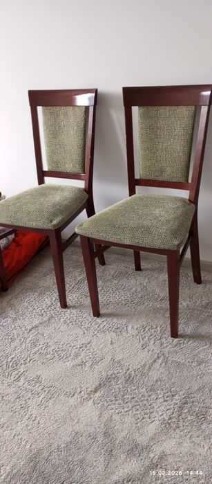 Стулья , деревянные