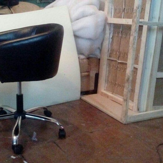 Продам троны для салонов цены уточняйте.