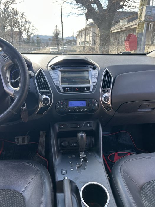 Hyundai ix 35 4x4 automat 185 cp