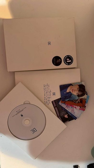 БТС Албуми и фото картички