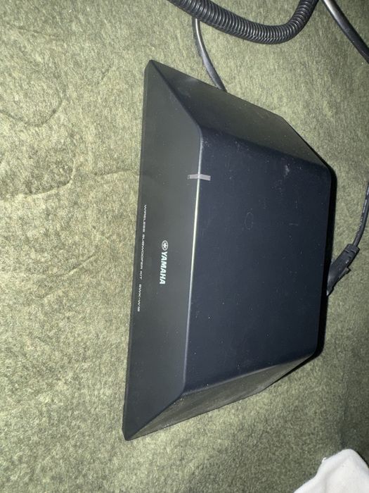 DolbyAtmos Yamaha YSP 5600 и subwoofer Yamaha NS-SW300 Звуков проектор