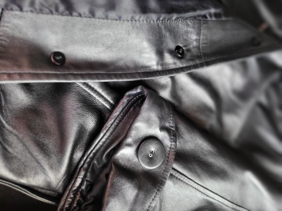 Gucci дамско кожено яке/тип елек ,оригинал