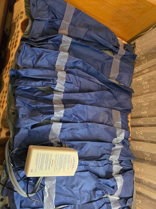 Болнично легло с помпа и декубитален матрак швейцарско Embru