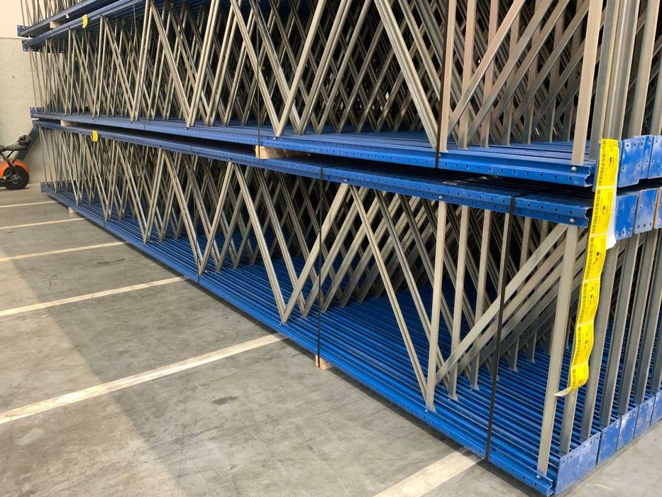De vânzare rafturi metalice preț 85x80
