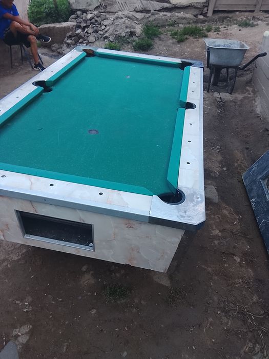 MASA DE BILIARD cu placa din ardezie aprox 2X1 m