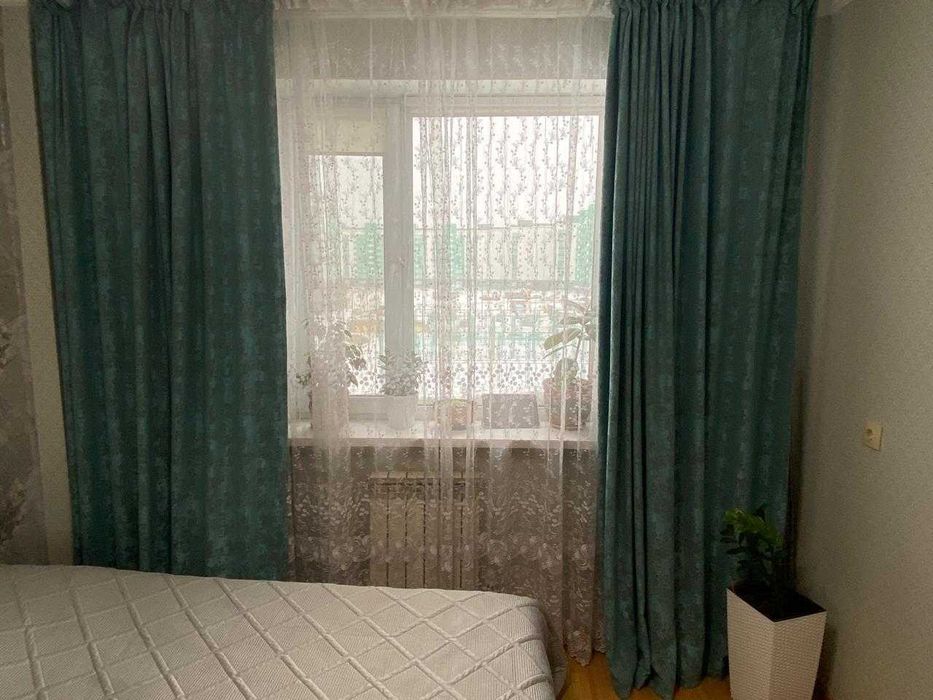 Продам шторы в отличном состоянии