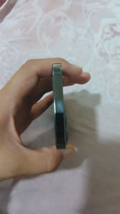 iPhone 12 pro sotiladi